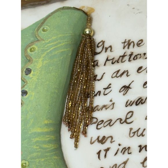 Vintage Victorian Framed Relief Porcelain Bisque Plaque Wall Decor Set (2) - Picture 7 of 11